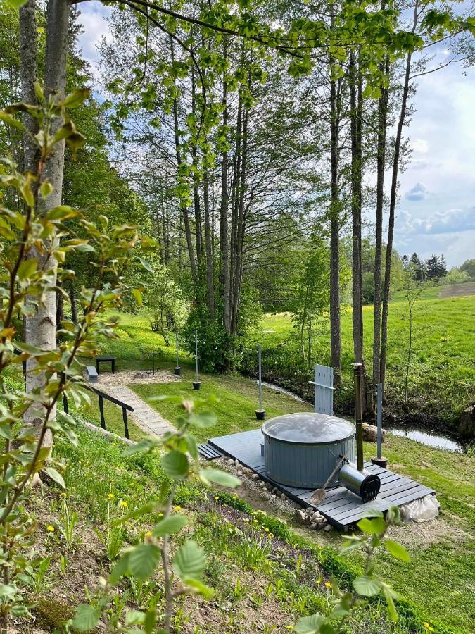 Atputas Namins Jaunlaicene Villa Exteriör bild